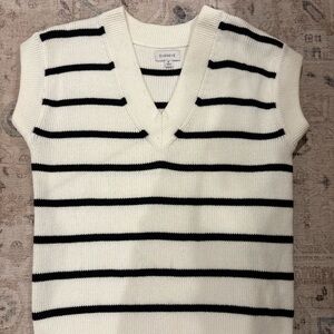 Evereve White and Black Striped Women's Sweater